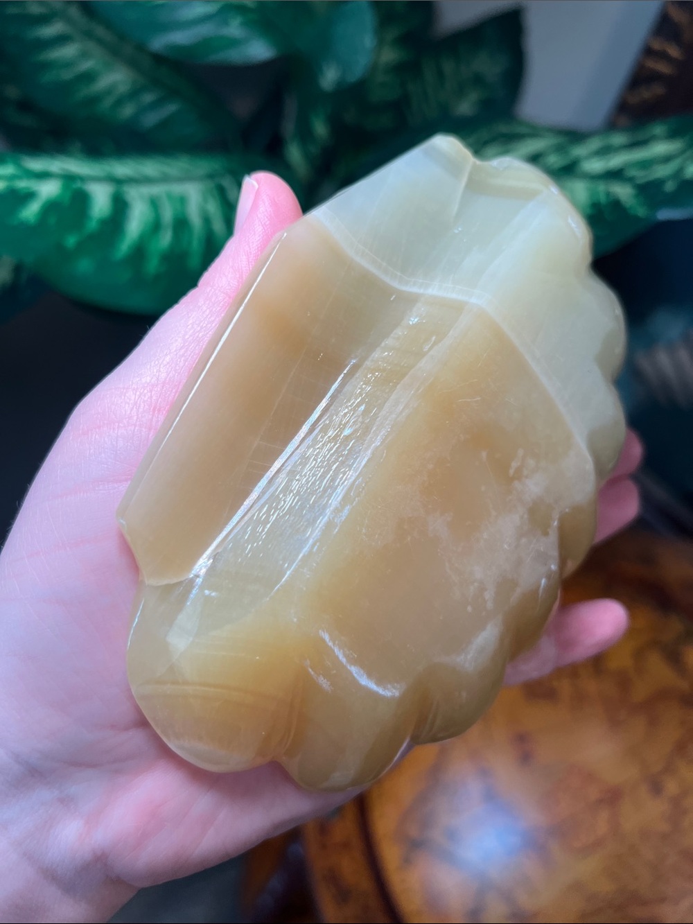 Vintage Onyx Shell Trinket Dish Carved Stone Mermaid Clamshell Jewelry Catchall - Picture 6 of 9